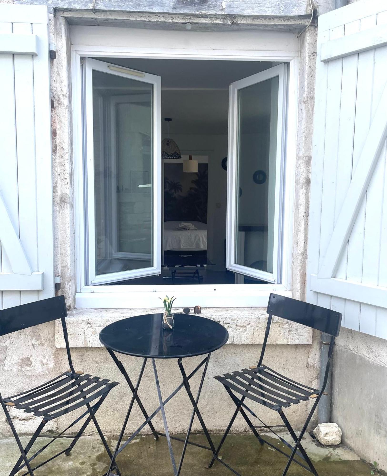 Joli Appart Cour Proche Bord De Loire Blois Bagian luar foto